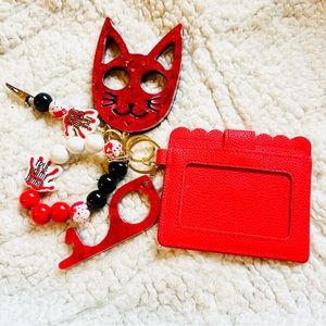 True‎ Crime Junkie Red black white self defense keychain